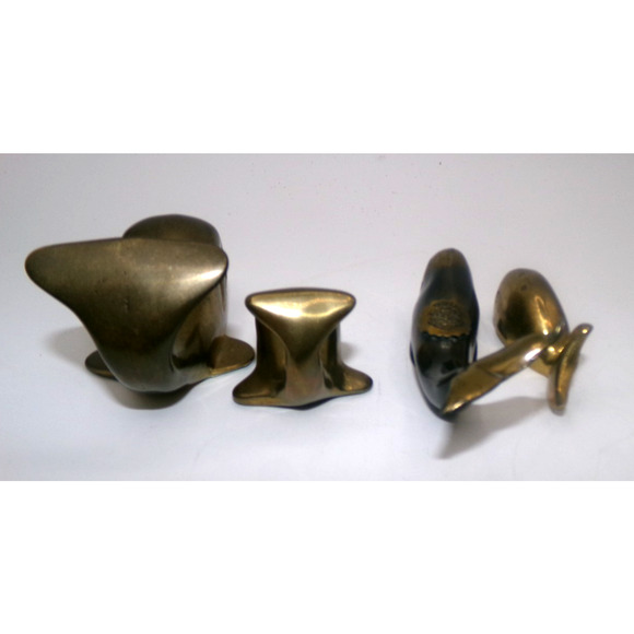 Lot of 4 Vintage Brass Whale fish Nautical Figurine Paperweights mermaid friends - Picture 7 of 16